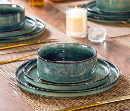 Smeraldo Oasi™ — Artisanal Dinnerware Collection